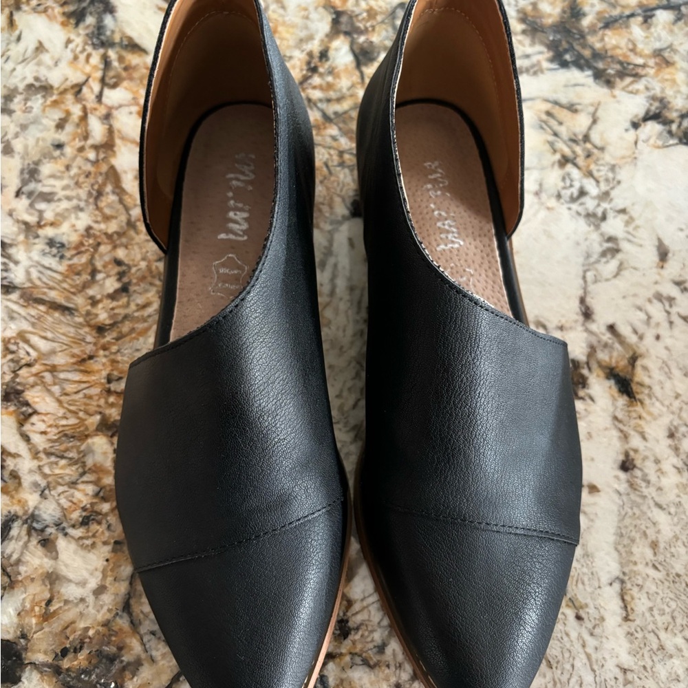 Buckle MiMi Shoes NWT - Picture 5 of 13